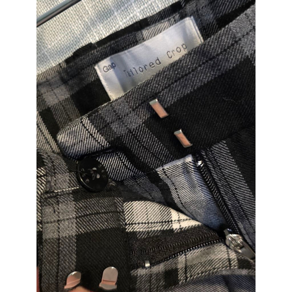 Women's Gap Tailored Crop Pants Size 6R Black and White Plaid - Picture 6 of 8